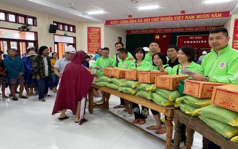 Cộng đồng những người yêu lan VAR tiếp tục đấu giá ủng hộ Quỹ phòng chống COVID19